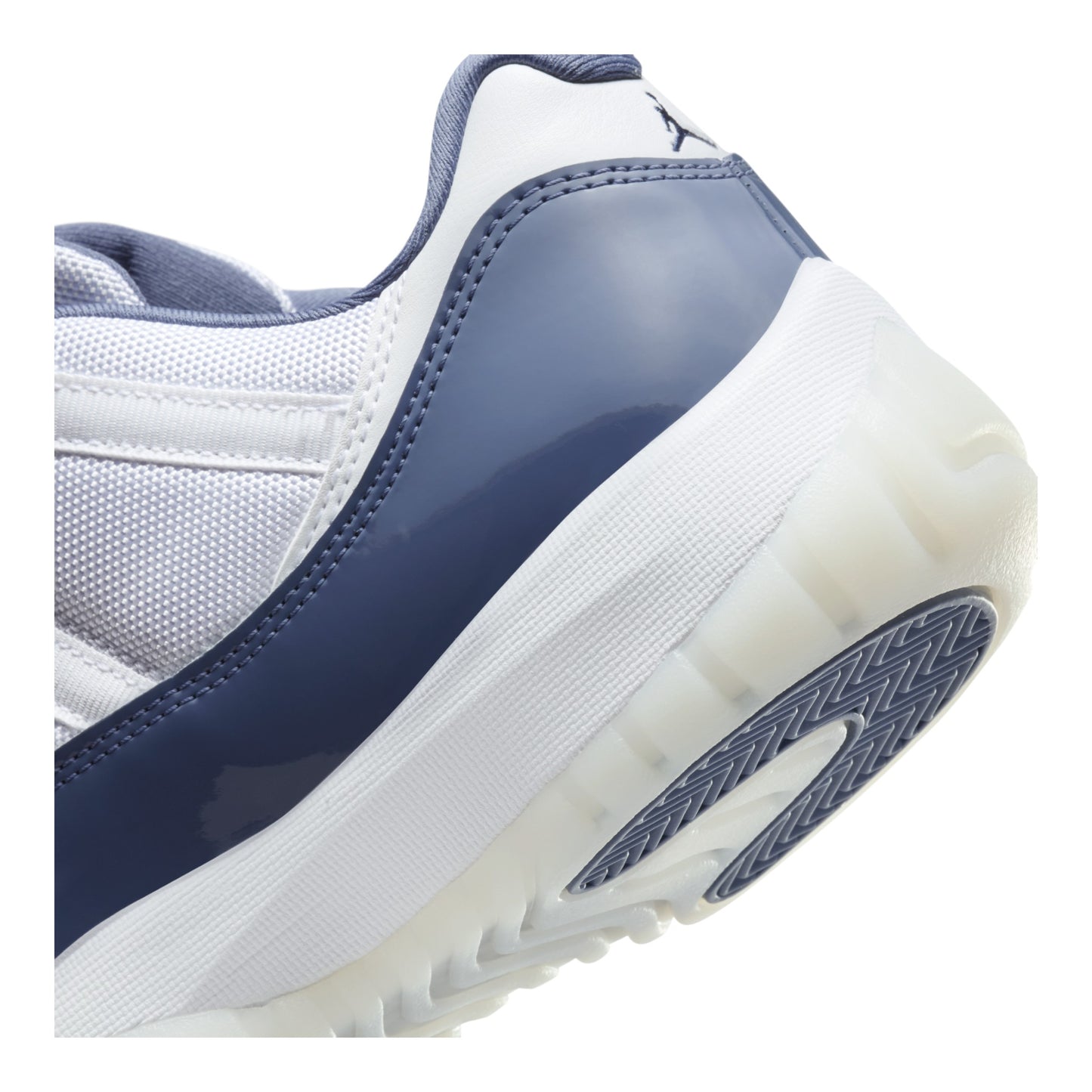 Jordan 11 Retro Low Diffused Blau - FV5104-104